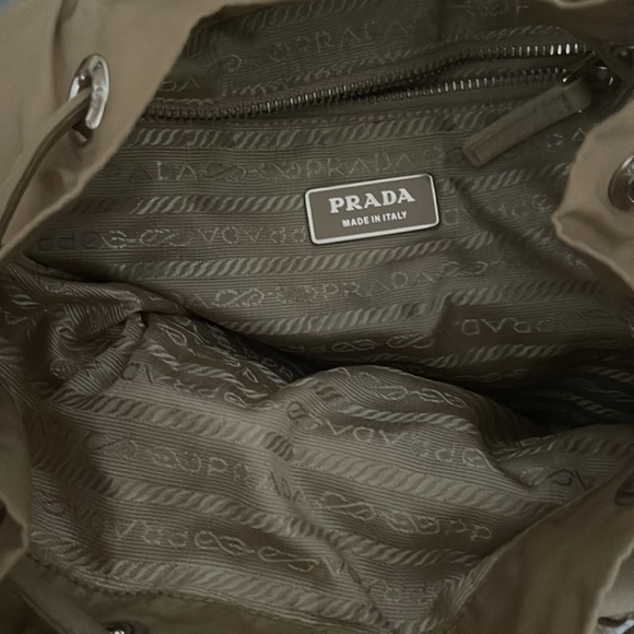 Prada mini backpack - best color - Picture 4 of 9
